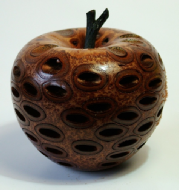 Bansia Nut Apple